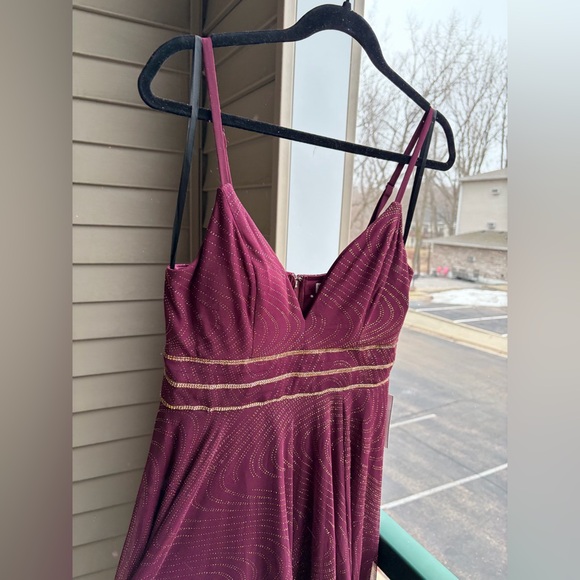 🆕✨ Xtraordinary Burgundy Wine Gold Maxi Dress Size 11 Evening Gown Long Flowy - Picture 12 of 17